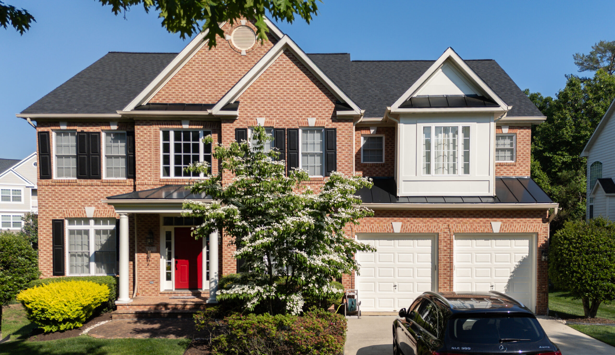 Asphalt shingle roof on a home in Alexandria Virginia